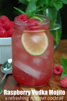 raspberry vodka mojito in a mason jar