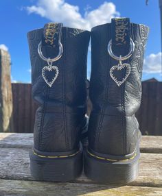 Spiky heart boot charms, come as a set of 2 🖤 🌟FREE jewellery bag with each charm set🌟 Your boot charms can be used for DIY crafting and making jewellery and charm bracelets, decorating jewellery boxes, photo frames, hats or anything wedding related.  📮📮Your boot charms will be posted within 1-2 working days! 📮📮 ❤️Please check out my other boot charms❤️ 📫 Sadly & frustratingly, there can, on the rare occasion, be delays with Royal Mail's own delivery times. In these instances, please cou Boot Charms, Jewellery Bag, Gothic Boots, Boot Bling, Punk Boots, Making Jewellery, Boot Jewelry, Boot Accessories, Charm Set