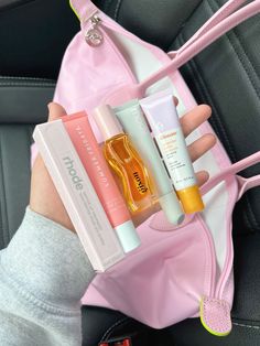 Glossier Lip, Makeup Boutique, Sephora Skin Care, Balm Dotcom, Makeup Needs, Pretty Skin Care, Lip Products, Pretty Skin