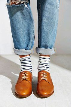 Oxford Outfit, Socks Loafers, Shoes And Socks, Mode Tips, Socks Shoes, Book Tour, Fun Socks, Blazer Outfit, Neue Outfits