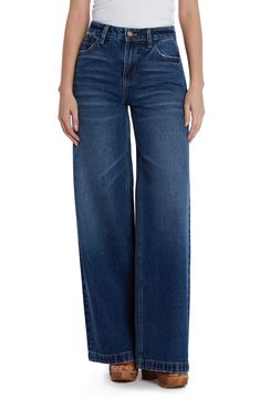 Effortlessly cool and casual-chic, these nonstretch jeans flaunt a high waist and full-length wide legs that create a dramatic silhouette. 32" inseam; 24" leg opening; 10 1/2" front rise Zip fly with button closure Five-pocket style 100% cotton Machine wash, tumble dry Imported Old Navy Wide Leg Jeans, Dramatic Silhouette, High Waist Wide Leg Jeans, Clothes For Women Over 50, Dark Vintage, Work Outfits Women, Wide Legs, Outfits Women, Fall Style