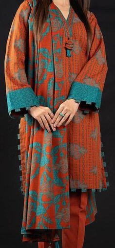 Panjabi Dress Pattern Design, Boutique Kurti Designs Latest, Kurti Design For Winter, Bazo Design Pakistani 2024, V Gala Design Pakistani, Loan Dresses Design Pakistani, Pakistani Sleeves Design For Kurtis, Loan Dress Design, Pakistani Dress Pattern