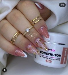 Imagine faturar até 5 mil por mês fazendo o que ama! Muitos de nossos alunos já alcançaram esse patamar e você pode ser o próximo, clica no link da bio Vogue Nails, Orange Acrylic Nails, Nails Yellow, Beauty Nails Design, Acrylic Nails Coffin Pink, Unique Acrylic Nails, Pink Acrylic Nails, Fancy Nails