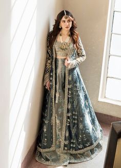 Pakistani Wedding Dress in Jacket and Sharara Style Pakistani Party Wear Dresses, Shadi Dresses, Desi Wedding Dresses, Latest Bridal Dresses, Pakistani Wedding Outfits, Pakistani Wedding Dress, Pakistani Fancy Dresses, Beautiful Pakistani Dresses, Fancy Dresses Long