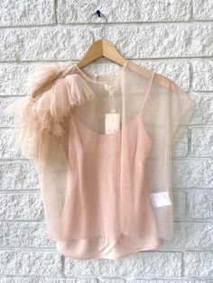 Chic Fitted Tulle Top, Zara Tulle Top, Chic Tulle Top With Ruffles, Zara Pink Tulle Top, Luxury Organza Ruffle Top, Tulle Blouse, Tulle Top, Sewing Ideas, Top Blouse