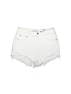 Zara Denim Shorts Size: 6 Bottoms - new. 2% Elastane, 98% Cotton | Zara Denim Shorts: White Bottoms - Size 6 White Ripped Jeans, White Bottoms, White Jean Shorts, White Denim Shorts, Zara White, Shorts White, White Denim, Dream Wardrobe, Jean Shorts