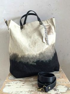 Handcrafted Knife, Sac Week End, Sewing Blogs, Eco Bag, Linen Bag, Denim Bag, How To Dye Fabric