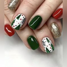 Nip 24pc Holiday Press On Nail Set Christmas Gnomes Nails, Red And Green Xmas Nails, Polar Express Nails, Holly Christmas Nails, Elf Nails Designs, Country Christmas Nails, Green Red Nails, Tropical Christmas Nails, Grinch Inspired Nails