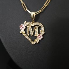 Elegant 14k Gold Filled Paper Clip Necklace With A Heart Pendant With Letter M Necklace 20' Long M Initial Necklace, Letter M Necklace, Paper Clip Necklace, M Necklace, M Jewelry, Preppy Jewelry, Pretty Jewelry Necklaces, Birthday Necklace, Picture Necklace