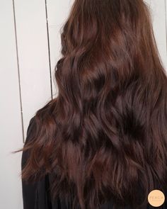 Brownish Auburn Hair, Dark Auburn Brown Hair, Chocolate Brown Hair With Red Tint, Brownish Red Hair Color, Dark Brown Auburn Hair, Redish Brown Hair Color, Chocolate Auburn Hair, Mahogany Brown Hair Color