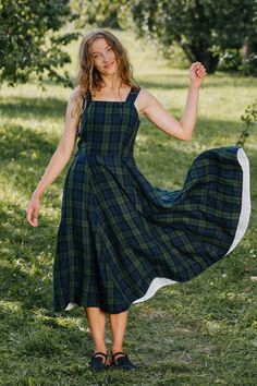 Linen Pinafore Dress, Dress Apron, Twirl Skirt, White Linen Dresses, Circle Dress, Blue Tartan, Checkered Dress, Apron Dress, Vintage Style Dresses