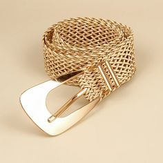 FREE SHIPPING ON ALL ORDERS OVER $50 | 100% SATISFACTION GUARANTEED Click "ADD TO CART" To Get Yours Now | Up To 60% OFF✨ Elevate your style with our Ladies Braided Belt, featuring an eye-catching irregular metal buckle. This sophisticated accessory is perfect for adding a touch of elegance and flair to any outfit. Whether you're dressing up for a special occasion or adding a chic accent to your everyday look, this belt is a must-have in your wardrobe. Features: 📌 Intricate braided pattern offe Gold Waist Belt, Elegante Y Chic, Boho Belts, Braids With Weave, Braided Belt, Woven Belt, Gold Hands, Adjustable Belt, Belt Size