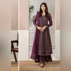 Maria B , Luxury Pret Purple Dress . New With Tag . Size Medium . 3-Piece (Angrakha Shirt With Trousers & Dupatta) Details: Angrakha Embroidered Front, Dyed Plain Back, Embroidered Sleeves With Border, Angrakha Embroidered Neckline Shirt Fabric: Khaddi Net Bottom Fabric: Jacquard Dupatta Fabric: Organza Angrakha Shirt Design, Angrakha Style Shirt, Pakistani Frock Design, Maria B Dresses, Angrakha Style Kurti, Angrakha Style Dresses, Pakistani Frocks, Angrakha Dress, Angrakha Anarkali