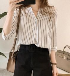 Loose Dress Pattern, Mode Ulzzang, Summer Work Outfits, Stripe Shirt, 가을 패션, Office Lady, Korean Outfits, Looks Vintage, Striped Blouse