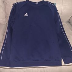 Navy Blue Crew Neck Adidas Sweatshirt With White Stripe On Sleeves. Very Slightly Used- Looks And Feels Brand New. No Flaws. Adidas Sweat, Sport Skirt, Adidas Sweats, Navy Blue Sweatshirt, Athletic Clothes, Daily Fashion Inspiration, Adidas Vintage, Blue Crew, Adidas Sweatshirt