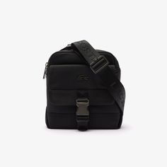 Keep your essentials close with this cleverly-designed Kome camera bag: Just the right size, with 2 handy pockets for your things. Wear across the body for a bold, urban style. Lacoste Bag, Lacoste Sport, Lacoste Men, Mens Leather Bag, Urban Style, 2024 Collection, Free Bag, Men's Collection, Metal Rings