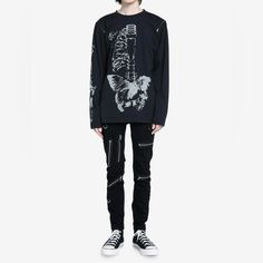 Nwt Skeleton Butterfly Zipper Cutout Long-Sleeve T-Shirt Hot Topic . Emo Long Sleeve Tops For Concerts, Emo Long Sleeve Tops For Fall, Long Sleeve Skull Print Tops For Streetwear, Black Emo T-shirt For Fall, Long Sleeve Tops With Skull Print For Streetwear, Emo Long Sleeve Tops For Streetwear, Fall Streetwear Top With Skull Print, Emo Style Fall T-shirt For Streetwear, Edgy Long Sleeve T-shirt For Streetwear