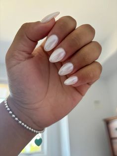 #acrylic #nailsoftheday #whitechrome #biogel #girls #cleangirl Chrome White Nails With Design, White Chrome Nails Coffin, Basic Nail Designs Simple, Christmas Basic Nails, White Chrome Acrylic Nails, Hoco Nails White, White On White French Tip Nails, Milky Chrome Nails, Teenage Nails