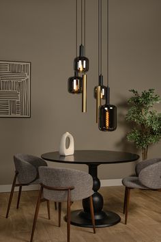 More is better. #lucide #joanet #lighting #lamps #lamp #pendantlights #pendantlight #indoor #coffee #smokegrey #glass #modern #round #e27 #5411212452924