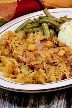 Boneless Pork Chops And Sauerkraut, Smoked Pork Chops Recipes, Pork Chops Sauerkraut, Braised Sauerkraut, Pork Chops With Sauerkraut, Foil Recipes, Pork Chops And Sauerkraut, Smoked Pork Chops, Facebook Recipes