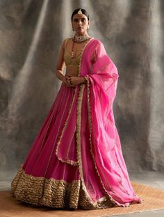 Organza Anarkali Dress, Panelled Lehenga, Organza Anarkali, Chanderi Lehenga, Bridal Lehenga Online, Wedding Outfits For Women, Designer Anarkali Dresses