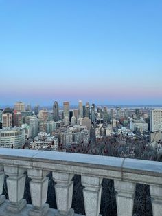 Canada | Montreal | Quebec | things to do | Mount Royal Park | city view | sunset | blue haze | gorgeous city | aesthetic | beautiful | Aesthetic Canada, Canada Quebec, Montreal Fall, Canada Cities