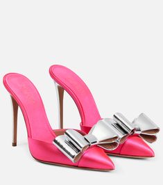 Bottega Veneta Pouch, Padded Sandals, Bow Mules, Heels Aesthetic, Rose Shoes, Glitter Sandals, Leather Platform Sandals, Embellished Sandals, Leather Bow