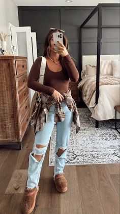 Trendy Mom Outfits Fall, Mom Outfits Fall, Australian Winter, Trendy Mom Outfits, T Shirt Outfits, Long Jumpsuit, Mommy Outfits, Overalls Outfit, Preppy Sweater