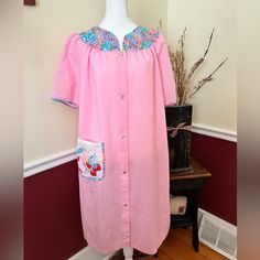 Beautiful Condition, Never Worn! Vintage Housecoat Pink With Floral Collar And Fruit On The Pocket. Button Down With Puffed Sleeves. It’s So Adorable. Cotton/Polyester Blend Size Medium Approximate Measurements: 23” Armpit To Armpit ( Very Roomy ) 12” Sleeve Length From Shoulder 42” Long Vintage Pink Robe For Spring, Retro Pink Sleepwear For Spring, Vintage Dresses For Pajama Party, Vintage Spring Robe For Home, Vintage Nightgown For Sleepovers, Vintage Spring Loungewear Robe, Vintage Spring Sleepwear For Home, Vintage Spring Sleepwear, Spring Vintage Robe For Loungewear