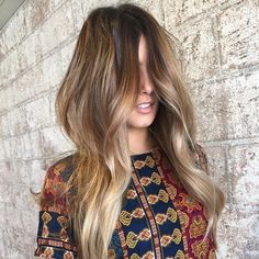 Caramel Hair Colour, Fall Bronde Balayage, Hairstyles Graduation, Wet Look Hair, Hair Colour Ideas, Bronde Balayage, Short Sassy Hair, Caramel Hair, Long Dark Hair