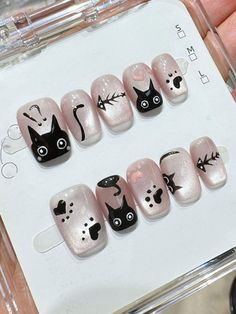 Just so cute >< Cat Design On Nails, Cats Nail Art, Cat Theme Nails, Nail Tay Cute, Cute Cat Nail Art, Kitty Nails Design, Cat Nails Art, Cat Nail Art Designs, Cute Press On Nails