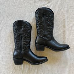 Black Leather Cowboy Boots 7.5 Worn Once, No Flaws Black Leather Cowgirl Boots, Black Heeled Cowboy Boots, Western Style Black Mid-calf Boots Medium Width, Midcalf Black Cowboy Boots, Black Leather Cowboy Boots, Black Western Mid-calf Boots Medium Width, Steve Madden Shoes, Cowboy Boots, Steve Madden