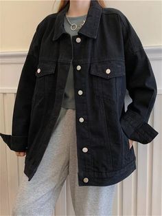 Loose Retro Black Jeans Jacket – Nada Outfit Land Black Jean Jacket, Denim Jacket Fashion, Womens Jackets Casual, Korean Casual, Oversized Denim Jacket, Jacket Fashion, Black Denim Jacket, Denim Jacket Women, Jacket Style