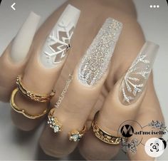 Ongles Beiges, Beige Nails Design, Tree Nails, Winter Nails Acrylic, Beige Nails, 23rd Birthday, Snowflake Nails, Christmas Nails Acrylic, Acrylic Nails Coffin Short