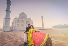 Wedding Shoot Ideas, Pre Wedding Shoot Ideas, Photo Shoot Location, Pre Wedding Poses, Wedding Couple Poses Photography, Pre Wedding Shoot, Indian Photoshoot, Wedding Couple Poses, Wedding Sutra