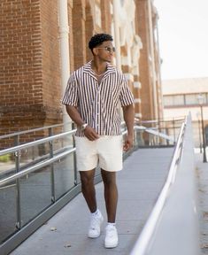 Black Male Vacation Outfits, Men Vacation Outfits Beach Black Men, Vacation Clothes Men, Vacation Outfit Men, Mens Vacation Outfits Beach, Men Vacation Outfits, Aloha Christmas