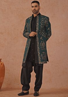 Emerald Green Indo Western Sherwani Set With Dupatta Kalpraag - Fabilicious Fashion Nawabi Kurta Men, Sabyasachi Kurta For Men, Kurta Designs Men's For Diwali, Mehendi Outfits Men, Sangeet Kurta For Men, Wedding Outfit For Groom Indian, Mens Mehendi Outfits, Indian Wedding Outfit For Men, Mens Indian Wear Wedding