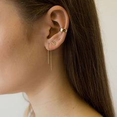 Two slim 14k gold bars on each side of a delicate chain in a thread-through style. Simple, modern and perfect for everyday wear. Straight Earrings, Gold Bars, Delicate Chain, Goddess Braids, Threader Earrings, Earrings Long, Bar Earrings, Gold Bar, Recycled Gold