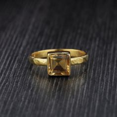 18k Gold Plated on 925 Sterling Silver. Metal : Solid Sterling Silver with 925 Stamp. Stone : Natural Citrine Ring Weight - 1.8 Gms Stone Size - 6X6MM Square Square Stone Ring, August Birthstone Ring, June Birthstone Ring, Handcrafted Silver Jewelry, Carnelian Ring, Hammered Band, Gold Ring Stack, Citrine Ring, Citrine Stone