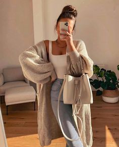 Pastel Outfit, Mode Casual, Looks Chic, Casual Winter Outfits, Autumn Outfit, Outfit Inspo Fall, Fall Fashion Outfits