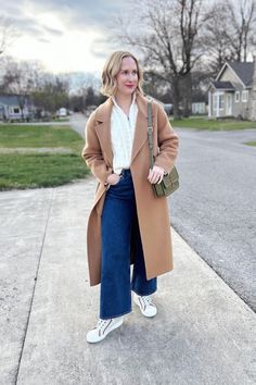 21 Stylish Wide-Leg Jeans Outfits You'll Want to Copy ASAP