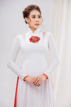 Modern collar Material: Crepe Long sleeves Type: Modern ao dai Modern Ao Dai, Neck Designs For Suits, Cotton Kurti Designs, Dress Neck Designs, Kurti Neck Designs, Gowns For Girls, Dress Indian Style, Indian Designer Outfits, Designs For Dresses