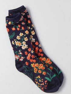 Skirt Maxi, Cute Socks, Happy Socks, Cool Socks, Looks Style, Mode Inspiration, Socks And Hosiery, Flowers And Leaves, Look Fashion