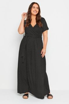 Shop YOURS Curve Black Dot Print Maxi Wrap Dress at Yours Clothing. Discover women’s plus size clothing in sizes 10-36 with fast delivery. Animal Print Dress Casual, Size 16 Women, Dot Print Dress, Clothing Trends, Plus Size Maxi, Printed Wrap Dresses, Plus Size Maxi Dresses, Maxi Wrap Dress, Black Dots