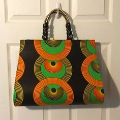 I Bought This Purse Years Ago And Never Used It. It's Time For It To Go To A New Home Where It Will Be Appreciated. African Print Fabric Purse African Purses And Bags, Sewing Purse Patterns, African Purse, African Handbags, African Fabric Accessories, Hand Made Bag, Diy Purses, African Bag, Handmade Fabric Bags