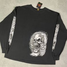 Vintage Y2k Skull Long Sleeve T-Shirt Size 3xl. 27 Inches Pit To Pit. 32 Inches Length. 10/10 Condition. Brand New With Tags Any Questions Feel Free To Ask Will Ship Within 24 Hours Of Purchase. 7625 Georgia Bulldogs Shirt, Y2k Skull, Bulldog Shirt, College T Shirts, Shirts Vintage, Vintage Skull, Camo Shirts, Skull T Shirt, Striped Long Sleeve Shirt