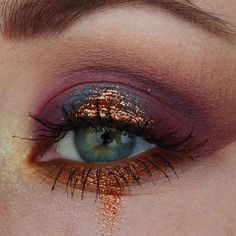 Casual Colorful Eye Makeup, Dark Rave Makeup, Bold Eye Makeup Looks, Fairy Core Makeup, Ren Faire Makeup, Leo Makeup, Shay Aesthetic, Earthy Makeup, Whimsical Makeup