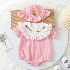 Baby Infant Cute Flowers Jumpsuit with Hat Toddler Sweet Thin Style Ou – Queencloth Woman Costumes, Flower Jumpsuit, Random Products, Baby Fashionista, Cute Flowers, Trendy Kids, Stylish Baby, Pink Kids, Baby Winter