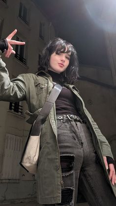 Tomboy Goth, Transfemme Fashion, Non Binary Outfit Ideas, Enby Outfits, Non Binary Outfits, Conan Grey, Outfit Ideas For Fall, Fall Nail Ideas, Fall Inspiration