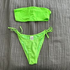 Pacsun La Hearts Neon Green Bandeau Bikini Top Nwot Size Small Xhilaration Neon Green Bottoms Nwot Size M Can Be Sold Separately #Neon #Swim #Pacsun #Lahearts #Green Green Bandeau Swimwear For Summer, Strapless Green Swimwear For Pool, Green Bandeau Swimwear For Beach Season, Green Bandeau Swimwear For Spring, Green Beachwear Tube Top For Pool, Green Bandeau Tube Top For Swimming, Green Strapless Swimwear For Poolside, Green Strapless Swimwear, Green Stretch Bandeau Swimwear